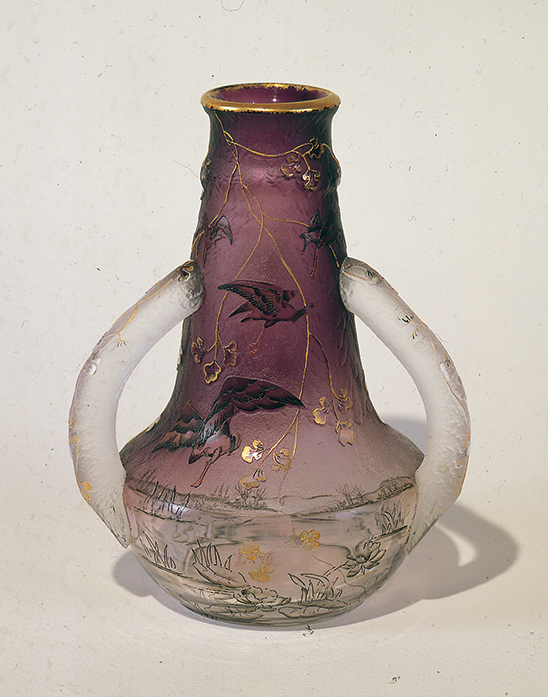 コレクション・ストーリーズ　アール・ヌーヴォー、アール・デコのガラス<br>ドーム《鷺に睡蓮文三耳花器》1894年頃
