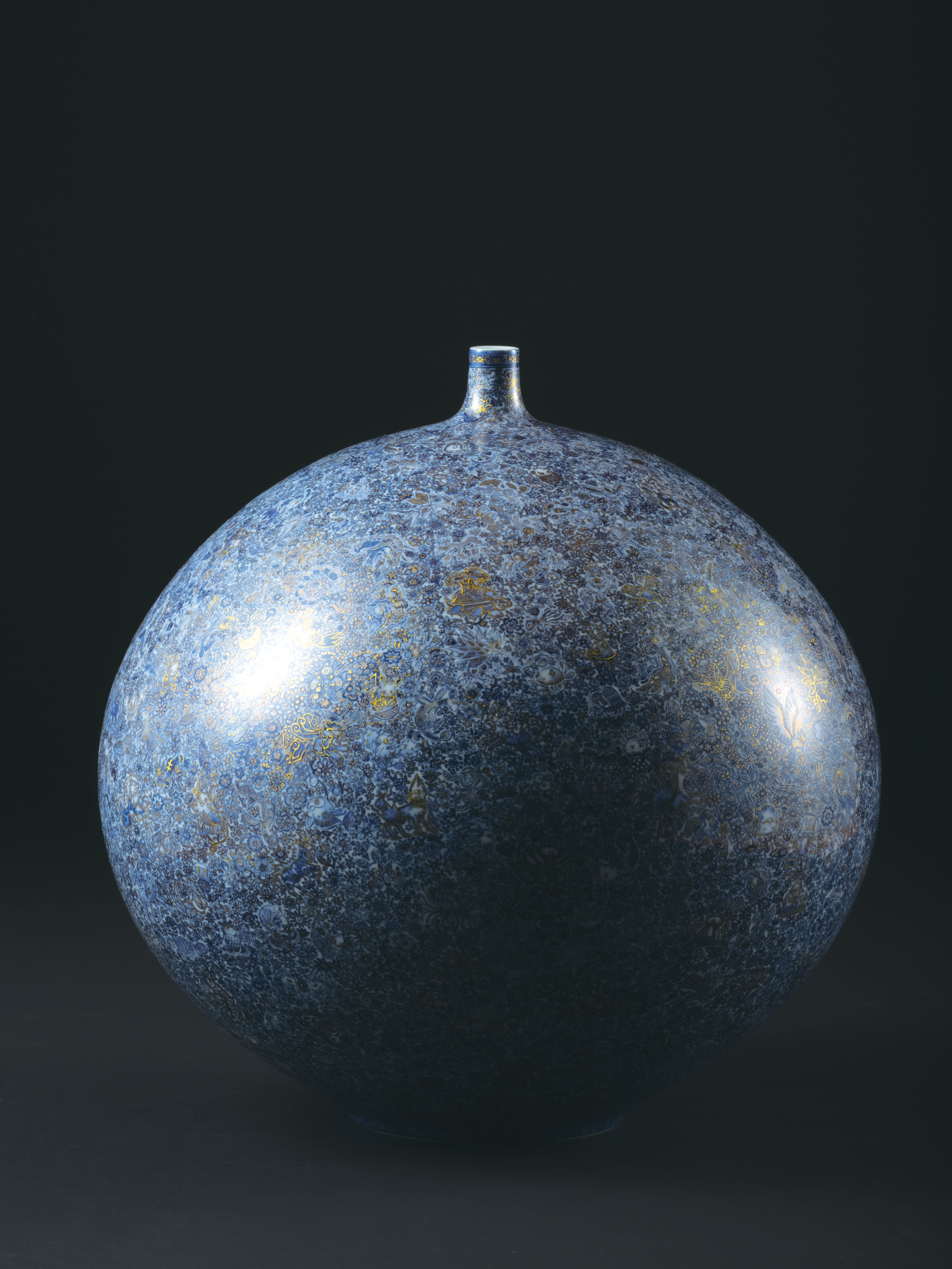 Yuki Hayama, Vase with Pokémon of the Universe, 2022, Private collection, Photo by Taku Saiki